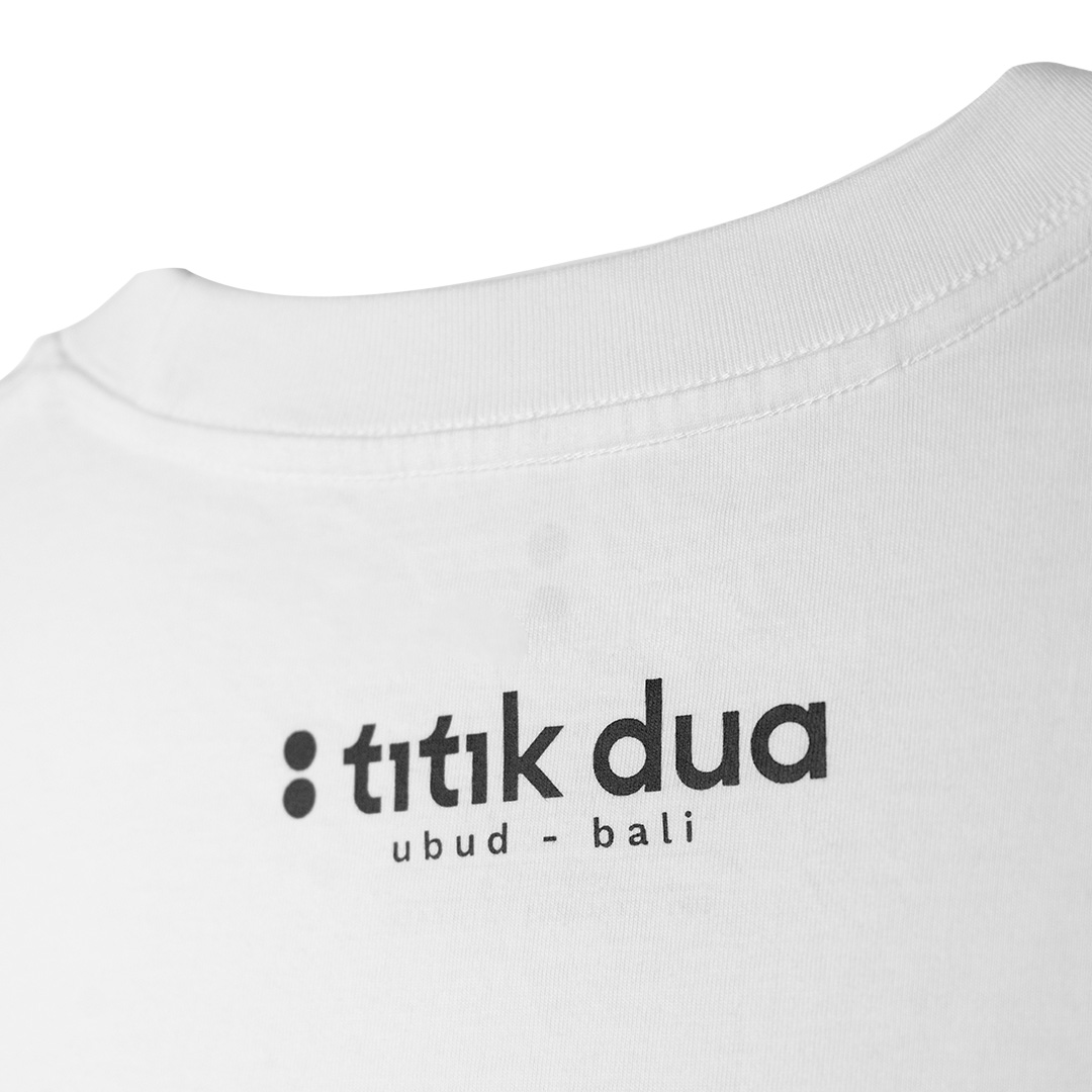 https://titikdua.me/wp-content/uploads/2022/02/kerah-belakang.jpg